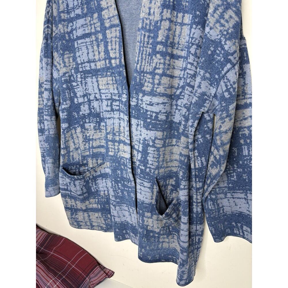 Blue Patterned Open-Front Women's Cardigan Sweater - Picture 2 of 8